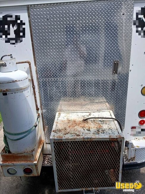 Gallery image 6 – 1984 Ford Econoline Step Van All-Purpose Food Truck