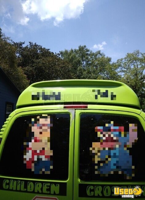 Gallery image 6 – 2000 Chevrolet Express Ice Cream Truck – Eye-Catching Gulf Coast Unit